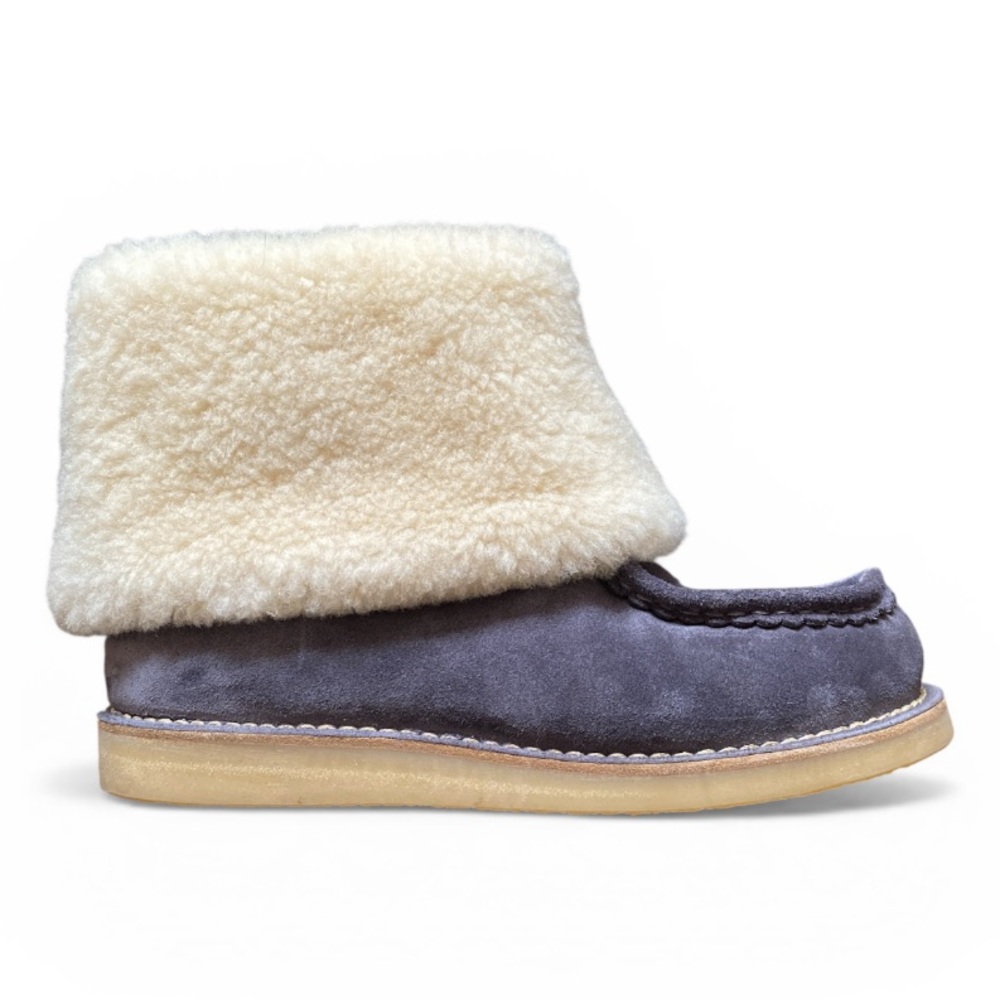 Chloe Jessie shearling boots gray